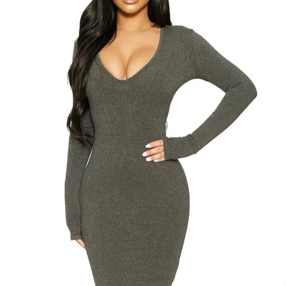 naked wardrobe | Dresses | New Naked Wardrobe Ribbed Long Sleeve Vneck Body  Con Midi Dress Gray Size Small | Poshmark